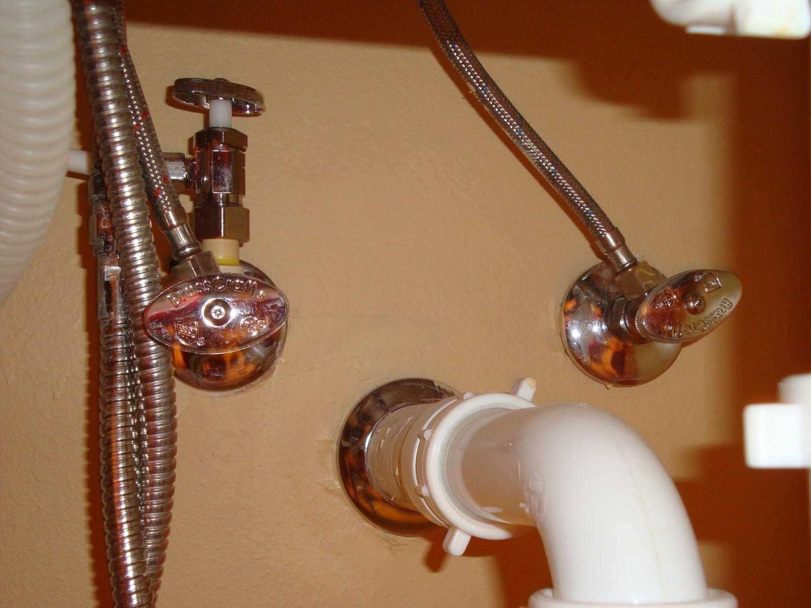 Drain pipes under sink - Arizola is always ready to clear clogs in Fredericksburg.