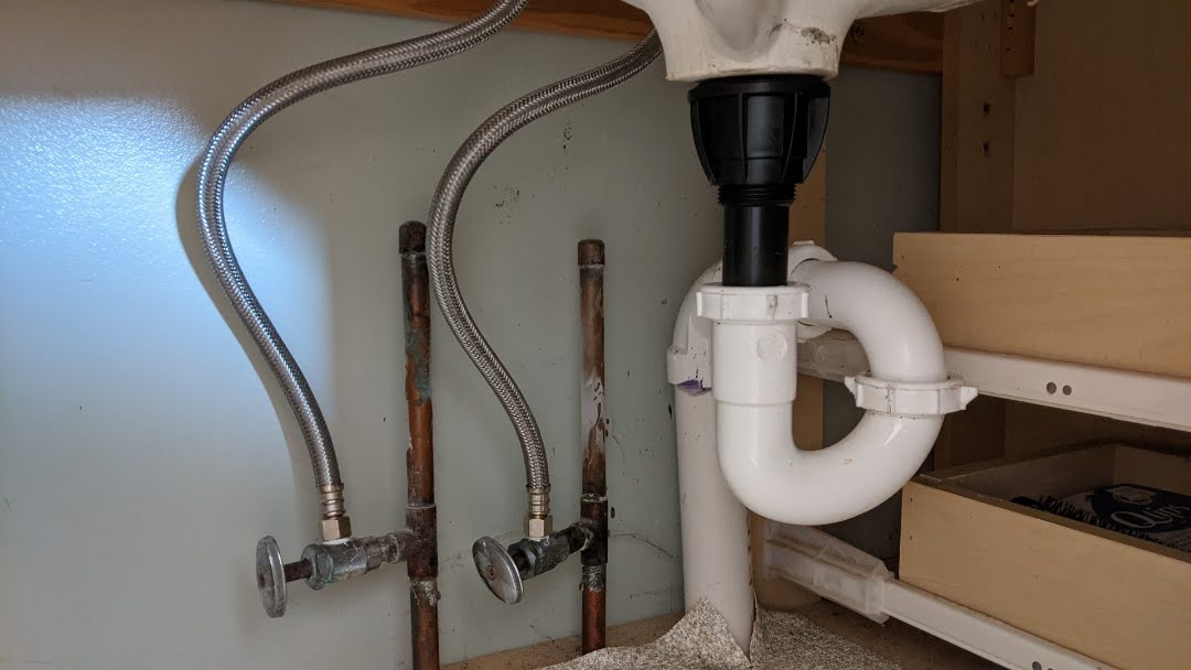 Under sink plumbing and drain cleaning are plumbing services Arizola provides in Fredericksburg TX.